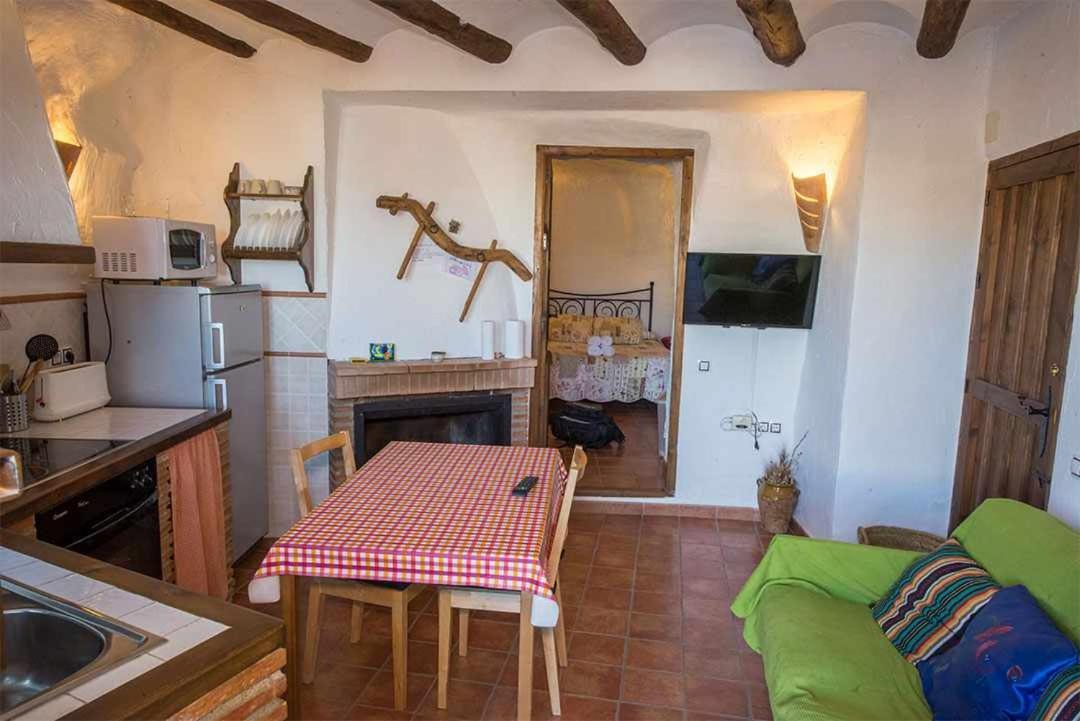 Casas Cueva El Mirador De Galera Guest House Luaran gambar